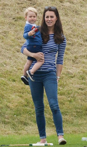 Mungkinkah Langsung Langsing Pasca Melahirkan Seperti Kate Middleton?