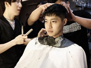 Kim Hyun Joong Kini Jadi Penjaga Perbatasan Korea Selatan dan Korea Utara