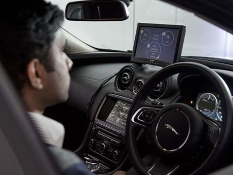 Hiiy, Mobil Jaguar Nanti Bisa Membaca Pikiran Orang