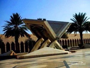 Percetakan Al Quran Terbesar di Dunia Ada di Madinah!