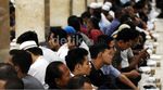Ratusan Warga Buka Puasa Bersama di Istiqlal