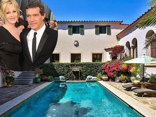 Setahun Cerai, Antonio Banderas Jual Rumah Gaya Spanyol Rp Rp 212 M