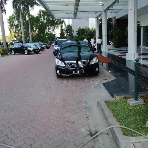 Layanan Bongkar Muat Pelabuhan Lelet, Menko Indroyono Datangi Kantor IPC