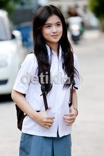 Debby Shinta si Imut yang Ingin Jadi Suzanna