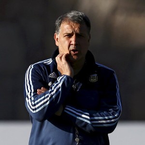 Dihukum, Martino Tak Bisa Dampingi Argentina Lawan Jamaika