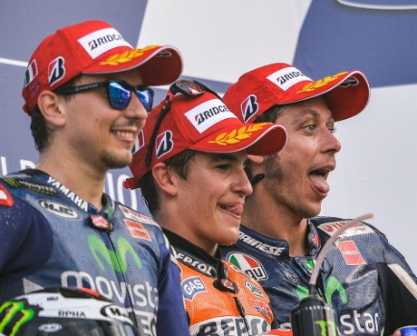 Rossi & Lorenzo Belum Mau Coret Marquez dari Persaingan