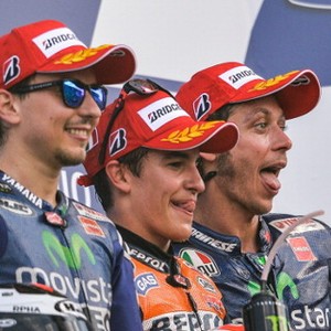 Rossi & Lorenzo Belum Mau Coret Marquez dari Persaingan