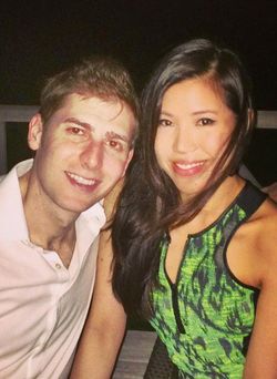 Kemesraan Pendiri Facebook & Calon Istri Orang Indonesia