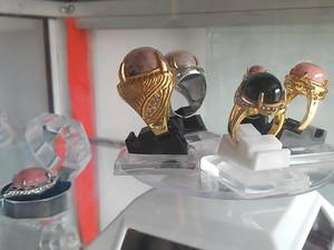 Nih, Batu Akik Cyclop dari Papua!
