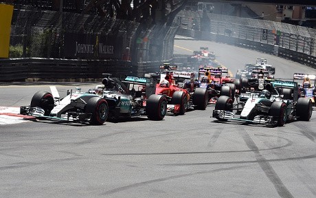 F1 Kini Membosankan, Orang Lebih Suka Nonton MotoGP atau Messi dan Ronaldo