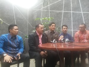 Bantah Gunakan Ijazah Palsu, Lucky Hakim: Saya ke DPR dengan Ijazah SMA