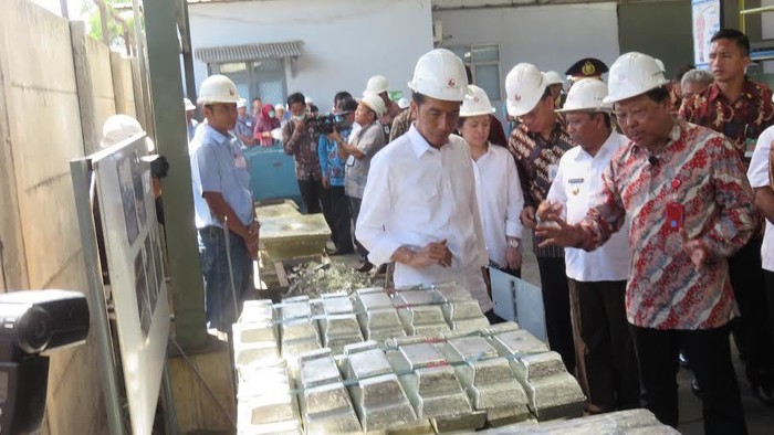Cegah Timah Ilegal, Jokowi Akan Rombak Aturan Soal Timah