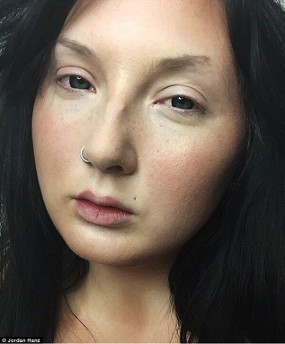 Dari Dewi Aphrodite Hingga Monster, Ini Seninya Melukis Wajah