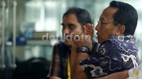 Ketut menunggu di ruang tunggu KPK.