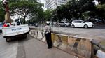 Dishub Pasang Pembatas Jalan di Jl. Sudirman