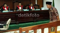 Majelis akhirnya mengabulkan permohonan operasi dan pengobatan tersebut. Fuad diberi waktu untuk operasi hingga proses penyembuhan hingga sembuh.