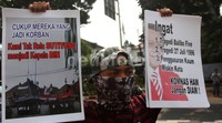 Mereka menilai Sutiyoso terlibat dalam kerusuhan 27 Juli 1996.