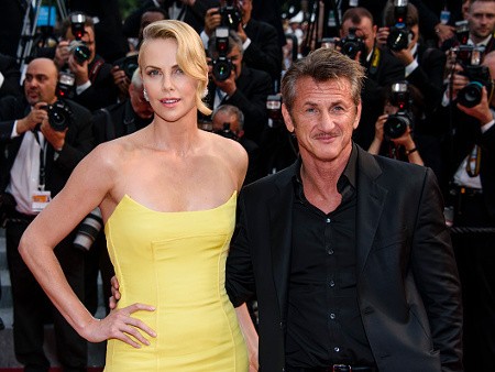 Batalkan Pertunangan, Sean Penn dan Charlize Theron Kini Musuhan