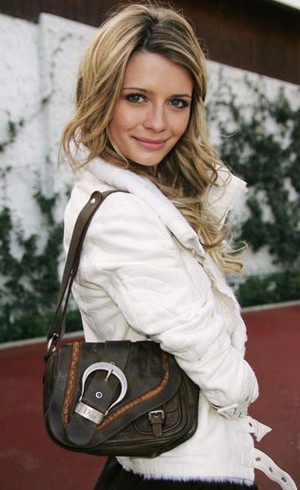 #FashionFlashback: Tren Tas Ikonik Favorit Seleb di Awal Tahun 2000-an