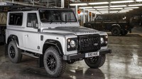 Defender edisi 2 juta unit ini akan dilelang di acara amal bergengsi, yang diadakan di rumah lelang Bonhams di New Bond Street, London pada Rabu 16 Desember.