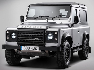 Land Rover Defender Edisi 2 Juta Unit