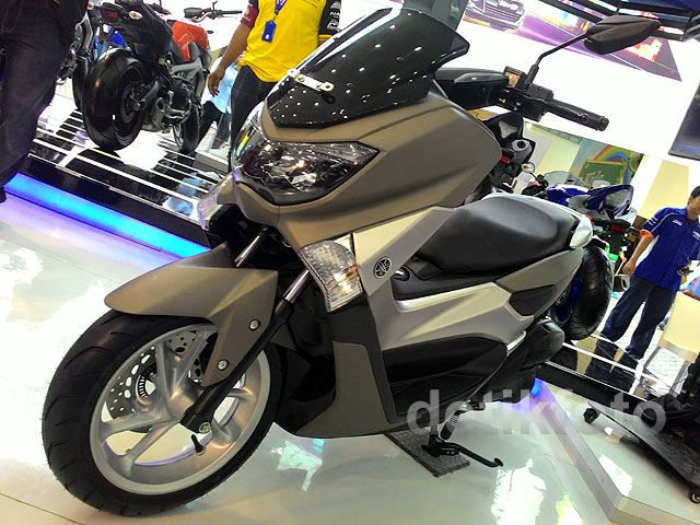 Yamaha Luncurkan NMAX Tanpa Rem ABS