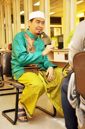 Apa Kabar, Ustaz Solmed?