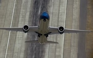 Beginilah Kalau Pesawat Boeing Lepas Landas Secara Vertikal