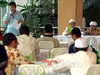 Diskusi Penistaan Agama