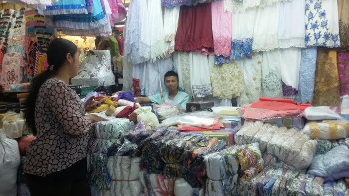 Pedagang Busana Muslim Tanah Abang: Puasa Ini Paling Sepi
