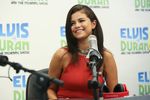 Wajah Happy Selena Gomez