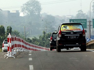 Ini Akibatnya Kalau Mobil Kelebihan Muatan