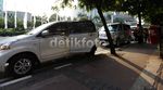 Mobil Omprengan Terus Beroperasi di Jakarta