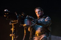 Jika kita mati hari ini, umat manusia akan binasa bersama kita, kata karakter John Connor yang diperankan Jason Clarke kepada para pasukannya. (Dok Paramount Pictures)