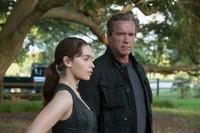 Arnold Schwarzenegger sebagai cyborg yang memiliki kalimat ikonik, 'I'll be back. turut bertemput untuk melindungi Sarah. (Dok Paramount Pictures)