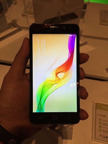 F103 Star memiliki bentamgan layar 5 inch berteknologi IPS OGS dengan resolusi 1280x720 pixel.