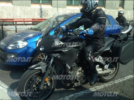 Yamaha MT-07 Versi Turing Mulai Dites di Milan