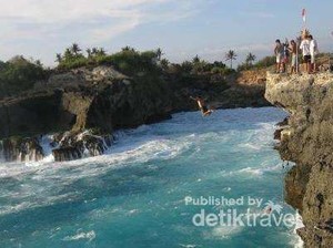 Cliff Jumping di Bali, Ngeri-ngeri Seru!