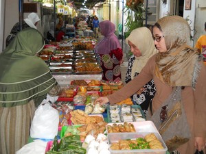 Pasar Sore Kauman, Pusat Kuliner Ramadan Tertua di Yogyakarta