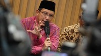 Kami mengadakan rapat koordinasi sekaligus evaluasi terkait dengan pelaksanaan PP nomor 48 tahun 2014 tentang PNBP nikah dan rujuk, kata Lukman di KPK, Jl HR Said, Jakarta Selatan, Kamis (25/6/2015).