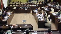 Rapat dimulai pada pukul 14.30 WIB di Ruang Rapat Komisi II, Gedung DPR, Senayan, Jakarta Pusat, Kamis (25/6/2015). Lamhot Aritonang/detikFoto.