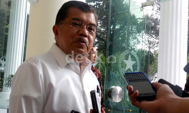 Ekonomi Lesu, JK: Bukan Hanya Soal Kinerja Kabinet