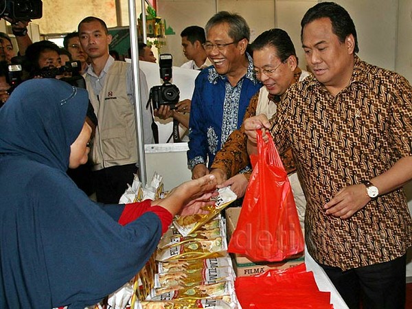 Mendag Gobel Jualan Sembako
