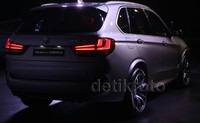 All new BMW X5M hadir dengan potensi tenaga berlimpah khas kendaraan BMW M. Selain itu, model ini juga tetap menawarkan fleksibilitas kendaraan BMW X5.