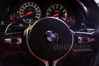 All new BMW X5 M dijual dengan harga Rp 3,149 miliar off the road.
