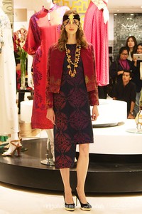 Alleira Fascinating Ramadhan. Ramadhan Trunk Show 2015 at Galeries Lafayette. Pasific Place. Jakarta. [Foto: Mohammad Abduh/Wolipop]