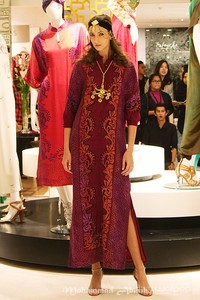 Alleira Fascinating Ramadhan. Ramadhan Trunk Show 2015 at Galeries Lafayette. Pasific Place. Jakarta. [Foto: Mohammad Abduh/Wolipop]