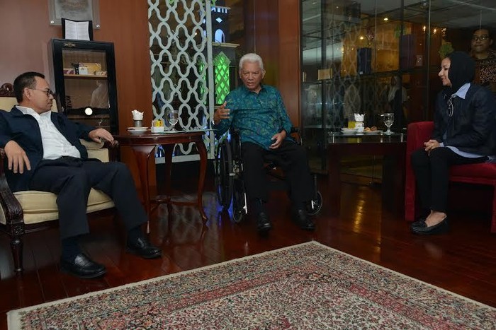 Menteri ESDM dan Gubernur Kaltim Bahas Blok Mahakam Hingga Jam 2 Pagi