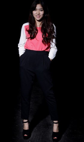 Isyana Sarasvati (Asep/detikHOT) Isyana Sarasvati (Asep/detikHOT)