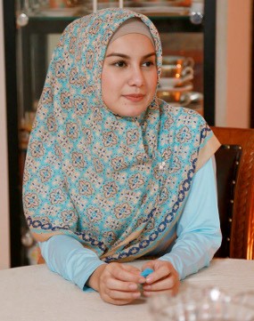 Si Cantik Irish Bella Ternyata Pernah Dicaci Maki Sutradara